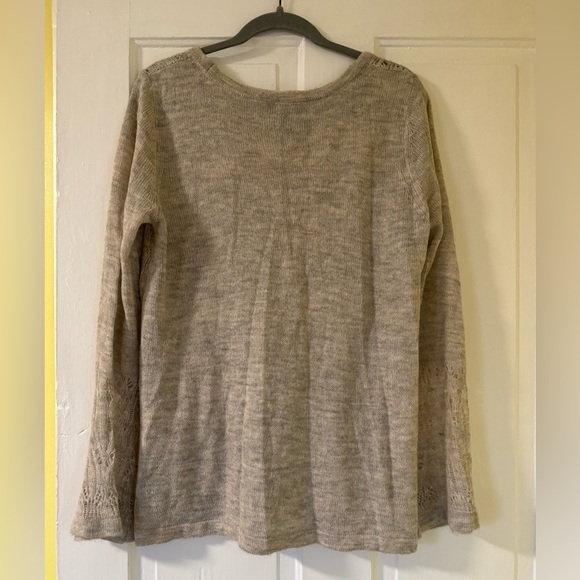 Simply Vera Wang Boho Crocheted Detailing Flared Long Sleeve Sweater• Large - Picture 3 of 7